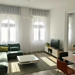 Appartement Paulay, Boedapest